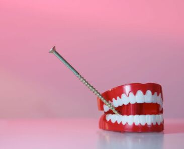 Erste Hilfe bei Zahnschmerzen Header